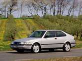 Saab 900